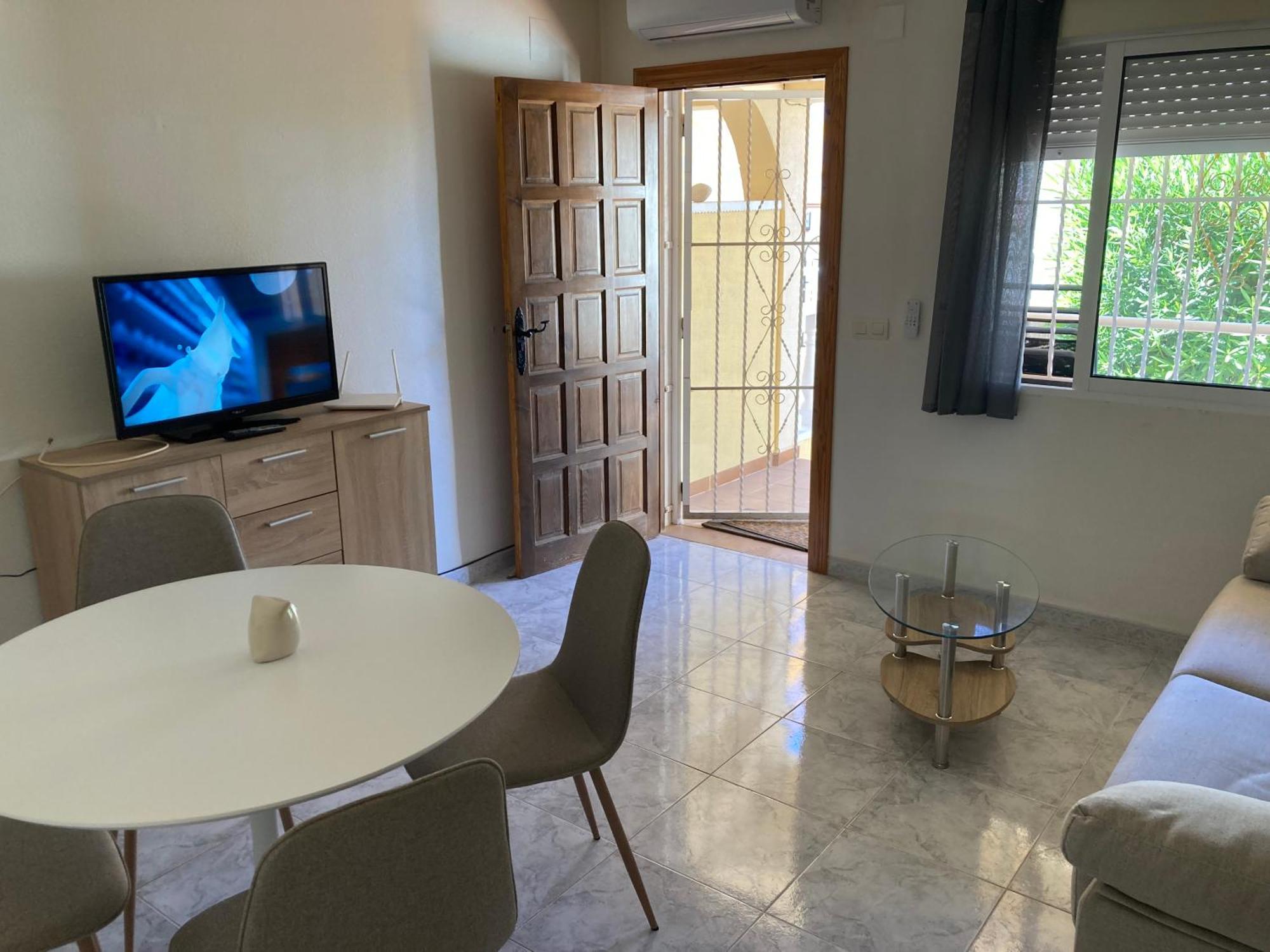 Villa Martin Secure Complex Two Bed Apartment With Access To Six Pools Сан-Мигель-де-Салинас Экстерьер фото