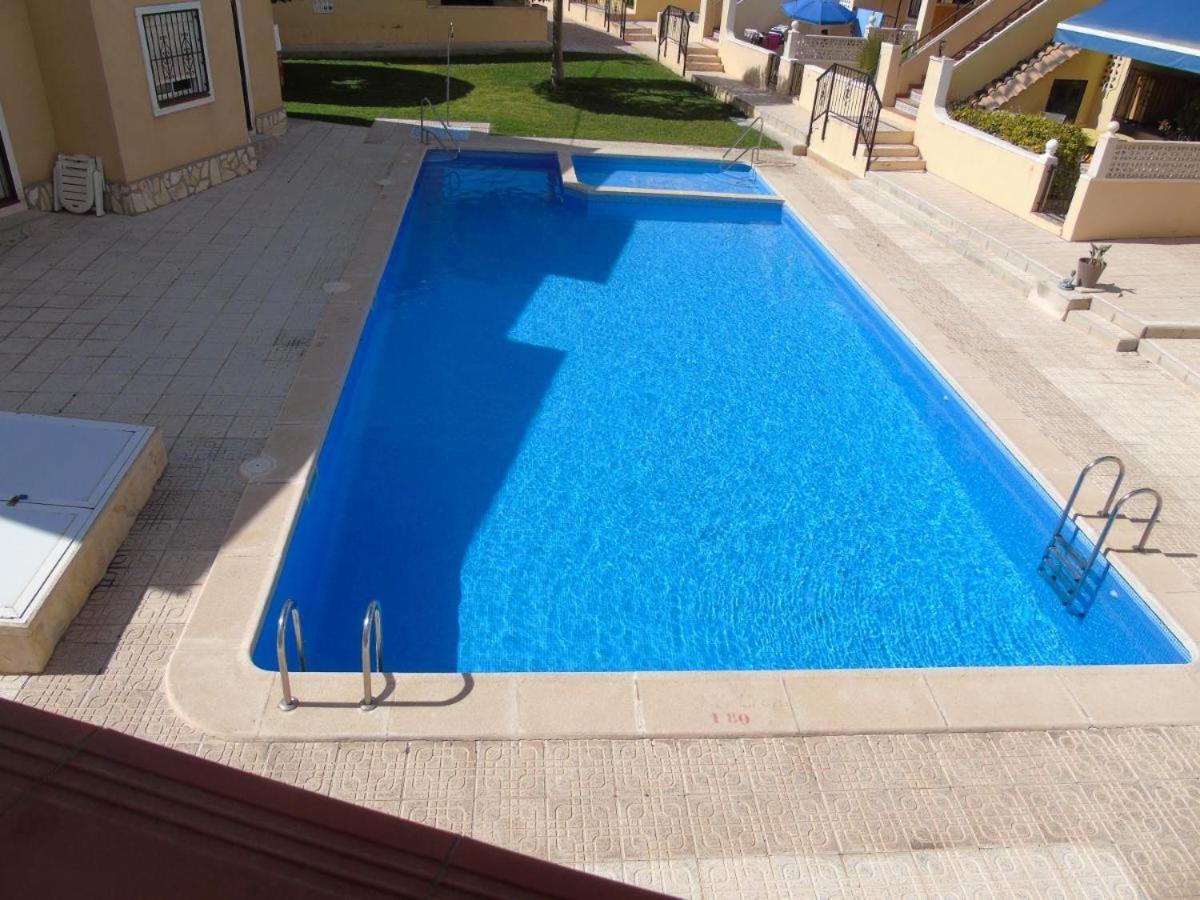 Villa Martin Secure Complex Two Bed Apartment With Access To Six Pools Сан-Мигель-де-Салинас Экстерьер фото